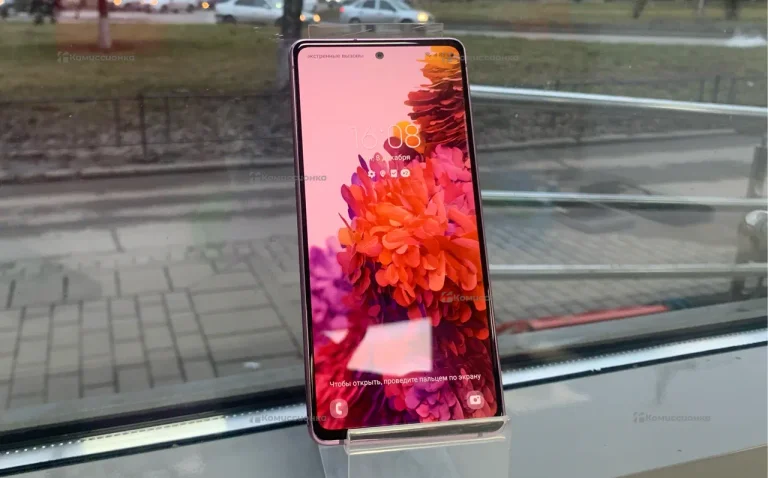 Samsung Galaxy S20 FE 6/128 ГБ