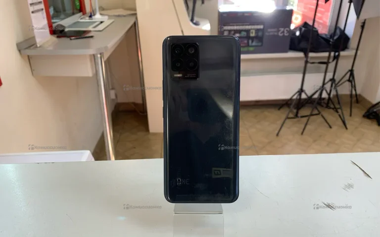 Realme 8 6/128 ГБ