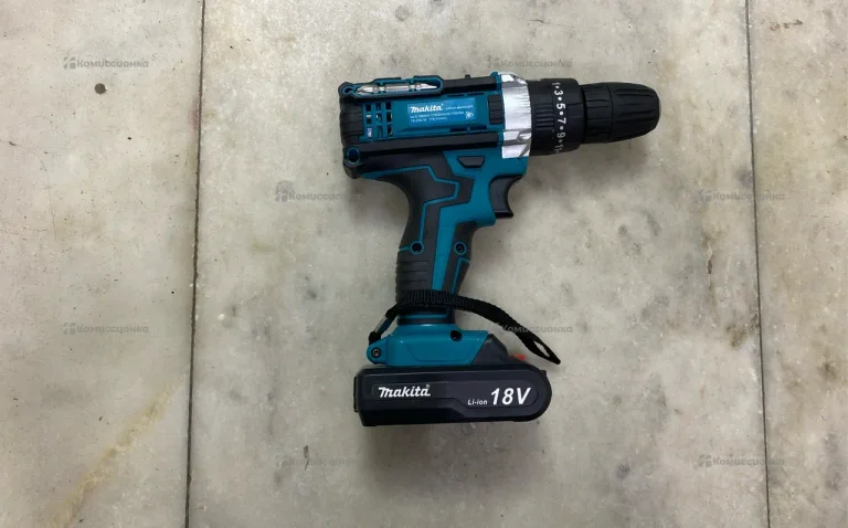 Шуруповерт Makita реплика