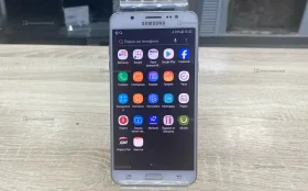 Samsung Galaxy J7 (2016) 2/16 ГБ