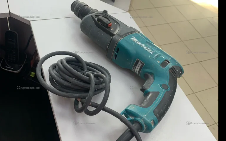 Перфоратор makita HR2470