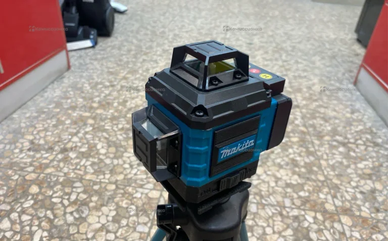 Лазерный уровень Makita реплика