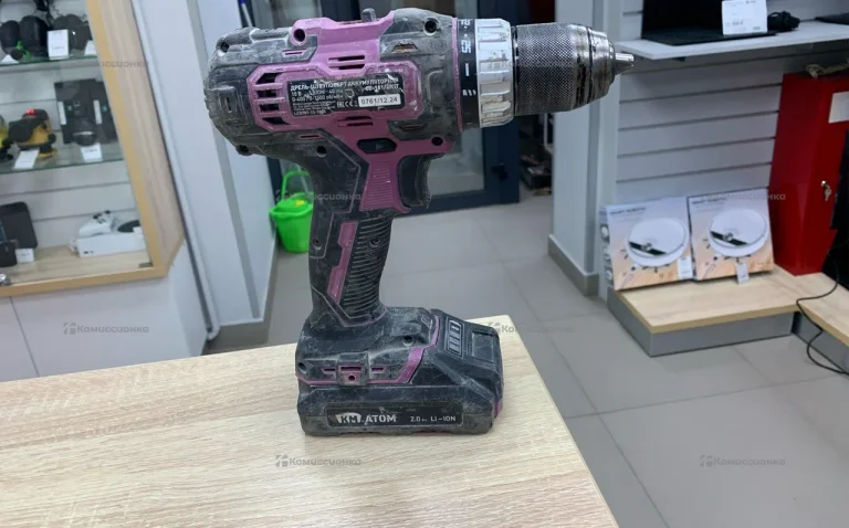 Дрель-шуруповерт аккумуляторная КМ АТОМ CD-181/2 K