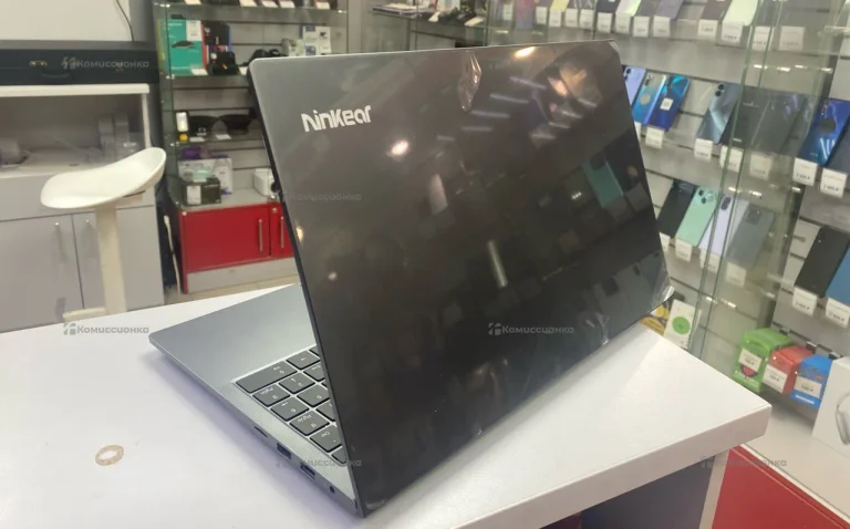 Ноутбук  Ninkear A15 Plus