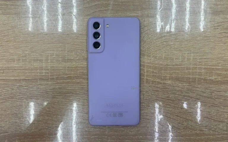 Samsung Galaxy S21 FE 6/128 ГБ