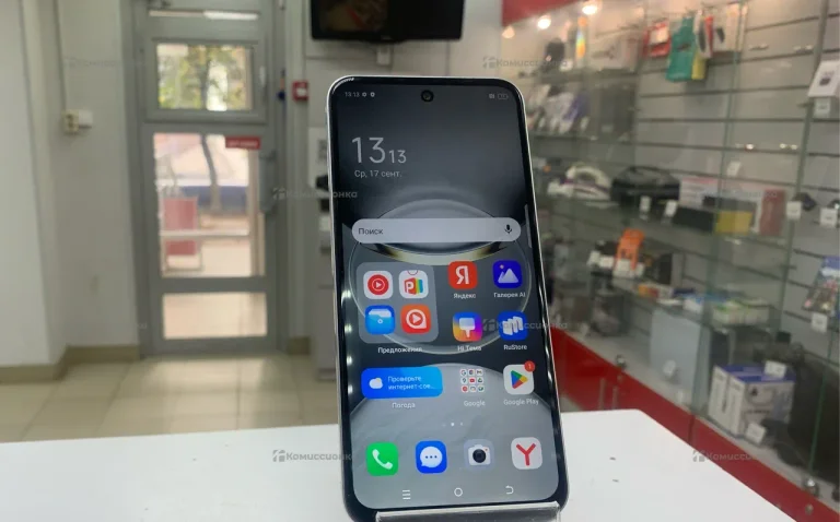 Tecno Spark 30C 4/128 ГБ