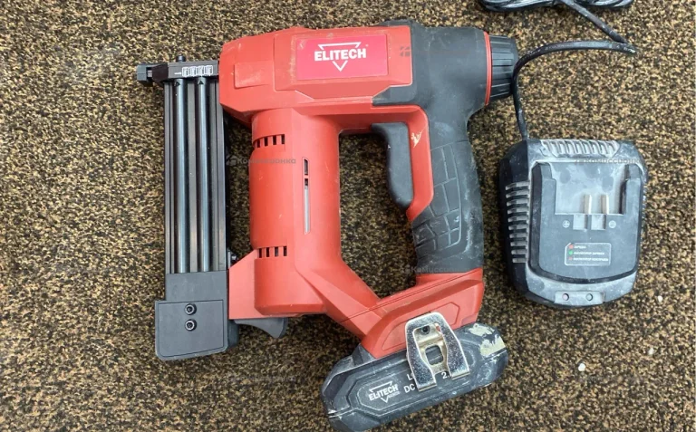 Гвоздезабивной пистолет Elitech ПГА 1832Л