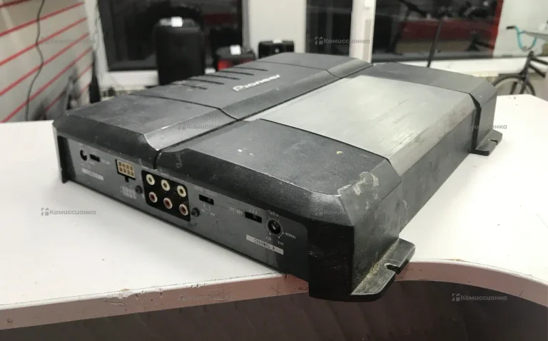 Усилитель  Pioneer GM-6300F