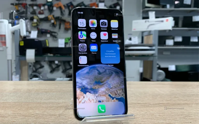 Apple iPhone X 3/64 ГБ