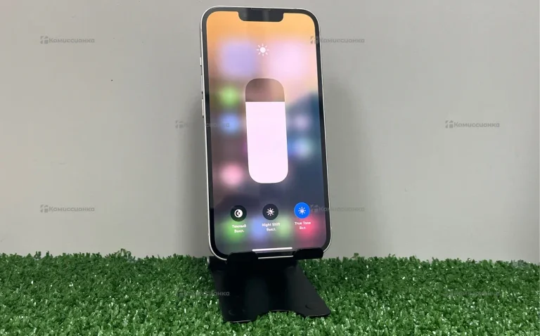 Apple iPhone 13 4/128 ГБ