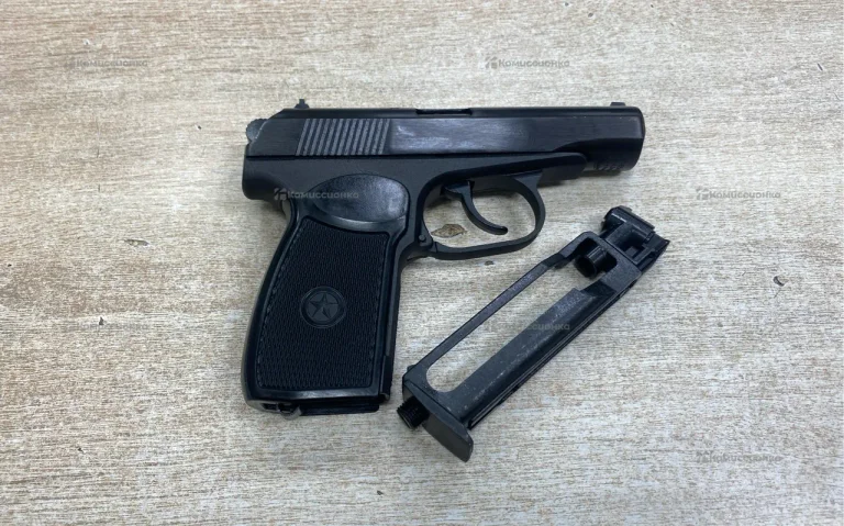 Пневматический пистолет МР-645К