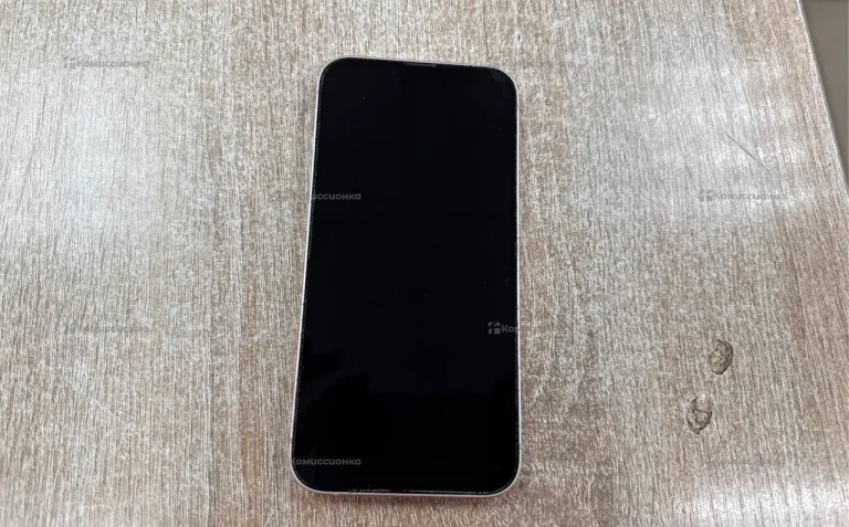 Apple iPhone 13 4/256 ГБ