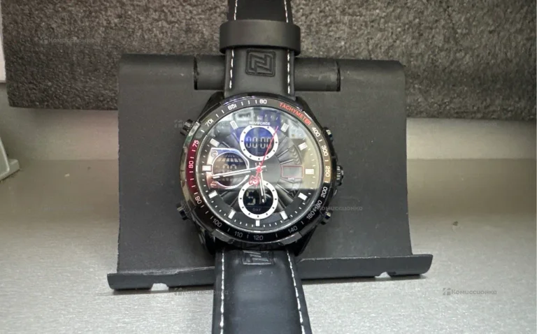 Часы  NAVIFORCE