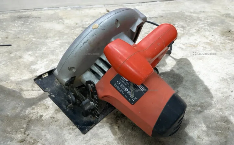 Дисковая пила BLACK+DECKER CD601