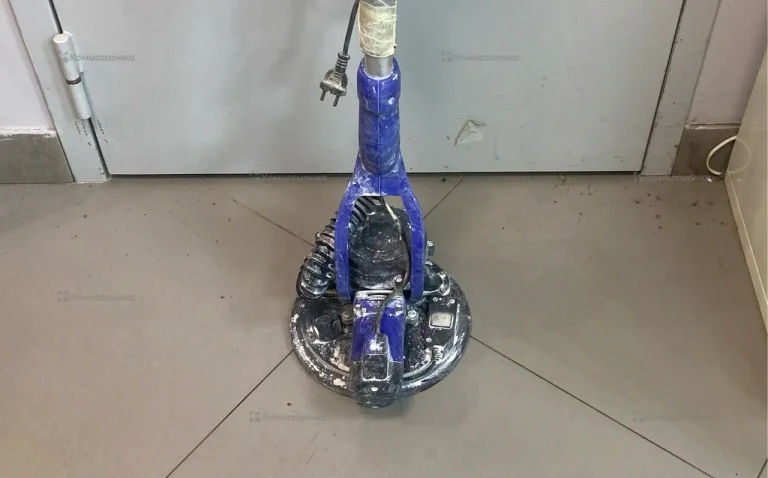 Жираф для стен