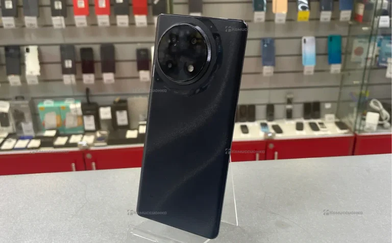 Tecno Camon 30S 6/128 ГБ