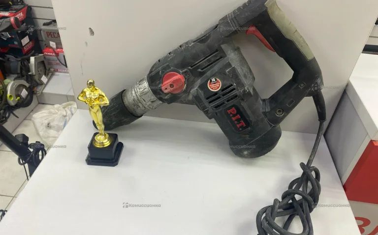 Перфоратор сетевой P.I.T. PBH40-C1