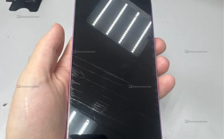 Apple iPhone 16 Plus 8/128 ГБ