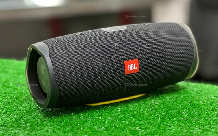Колонка JBL charge 4