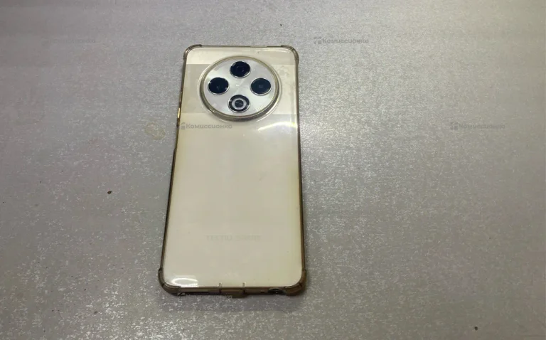 Tecno Spark 30 8/128 ГБ