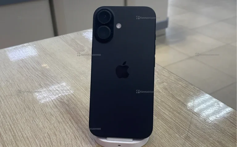 Apple iPhone 16 8/128 ГБ