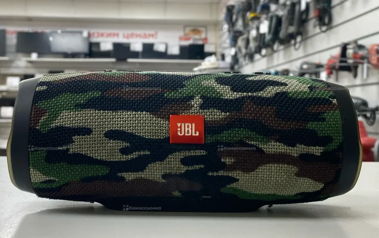 Колонка  JBL CHARGE 3