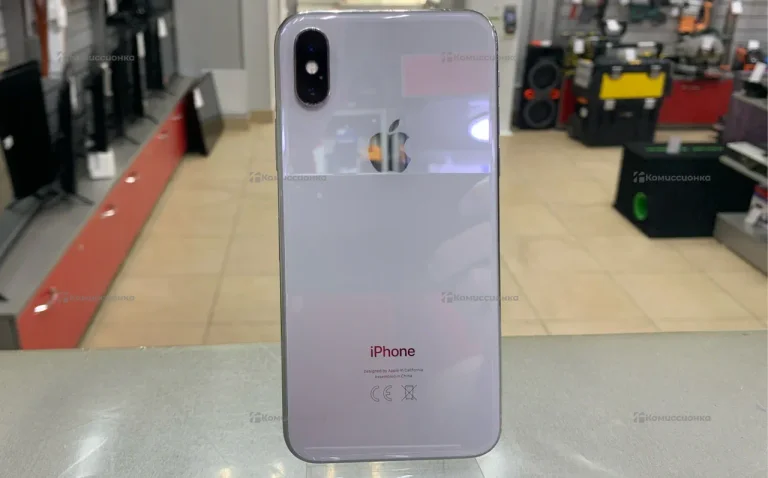 Apple iPhone X 3/64 ГБ