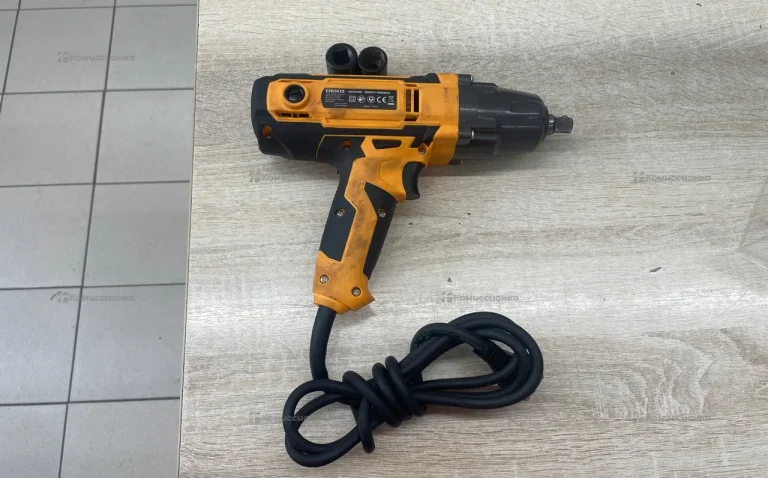 Сетевой ударный гайковерт DEKO DKIW950