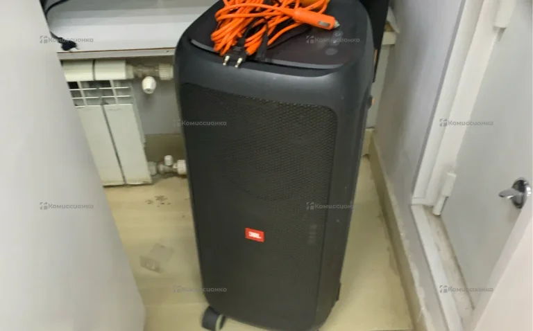 Колонка  JBL PartyBox 300