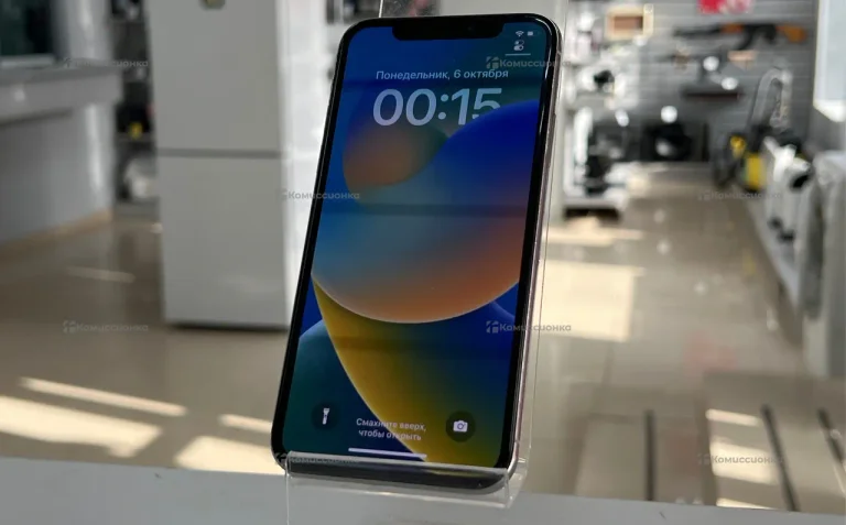 Apple iPhone X 3/64 ГБ