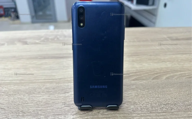 Samsung Galaxy M01 3/32 ГБ