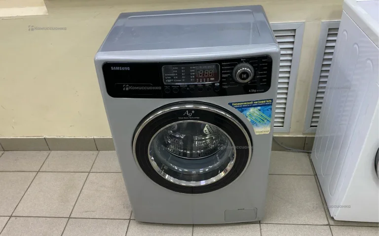 Стиральная машина Samsung 4,5kg WF7452S9R