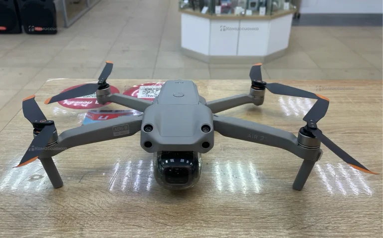 Квадрокоптер DJI AIR 25