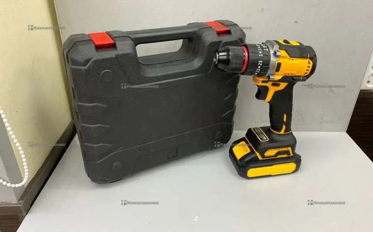 Шуруповерт DEWALT б/щ