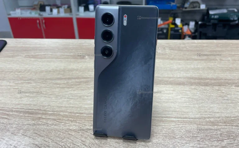 Tecno cm5 8/256