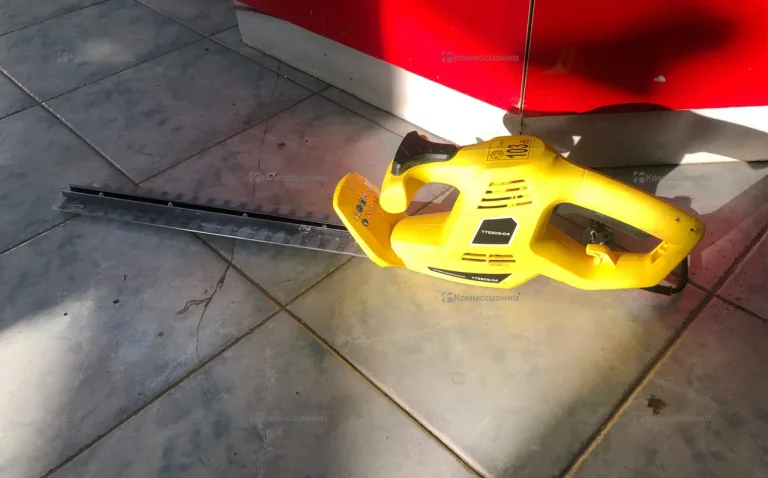 Кусторез yt5309-04