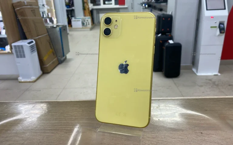 Apple iPhone 11 4/128 ГБ