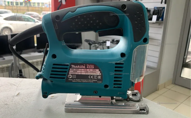 Makita лобзик 4326 / 4329