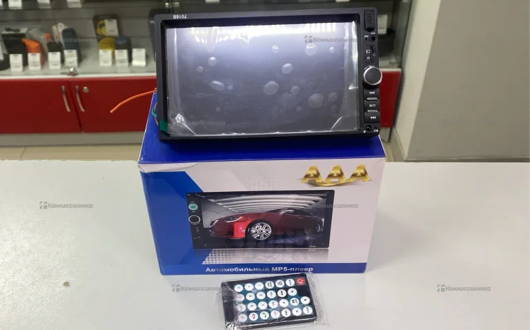 Автомагнитола 2-din 7018B