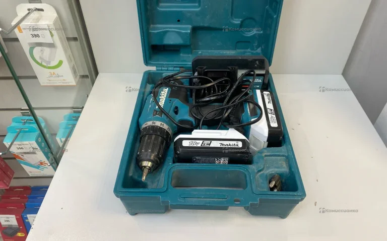 Аккумуляторная дрель-шуруповерт Makita DF488D
