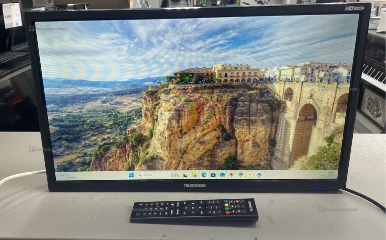 Телевизор TELEFUNKEN TF-LED24S81T2S