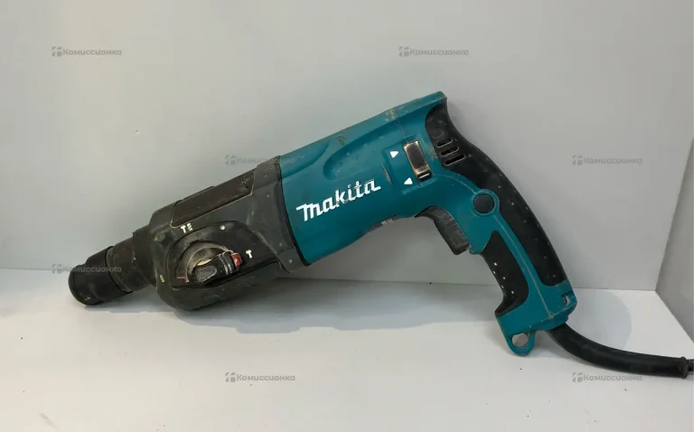 Перфоратор Makita HR2470