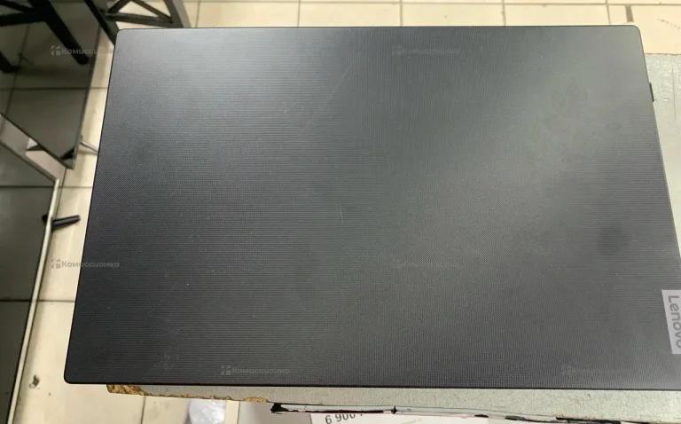 Ноутбук  Lenovo v15 g4