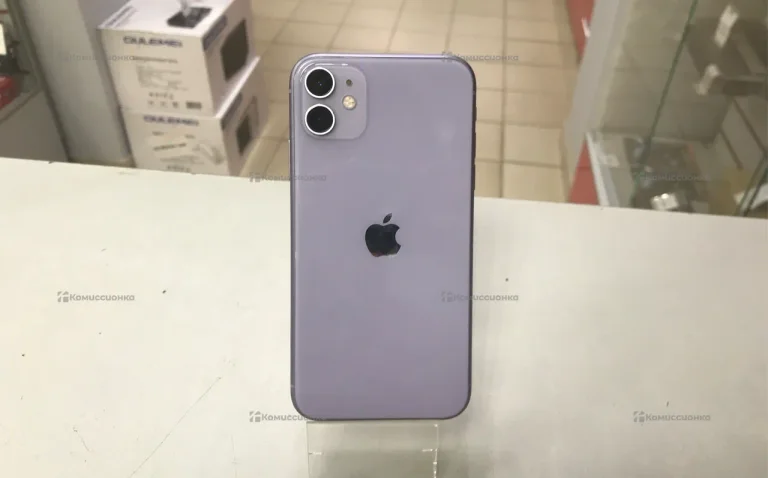 Apple iPhone 11 4/128 ГБ