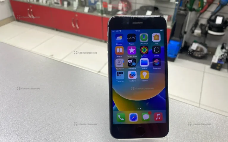 Apple iPhone 8 2/64 ГБ