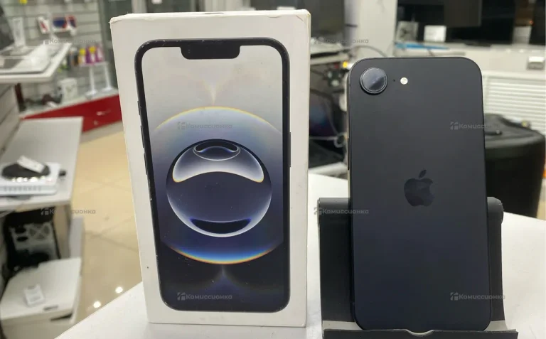 Apple iPhone 16e 8/128 ГБ