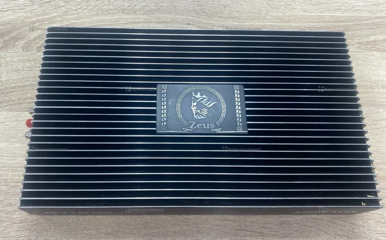 Усилитель  Zeus AB-4.120