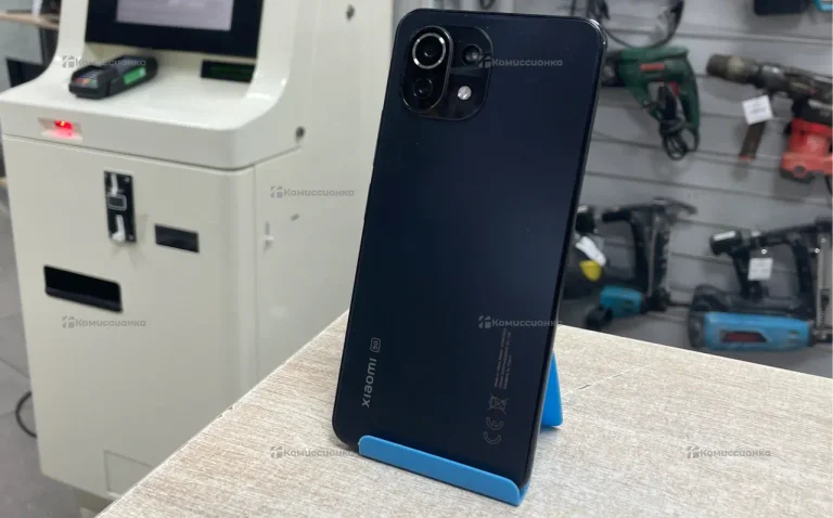 Xiaomi 11 Lite 5G NE 8/128 ГБ