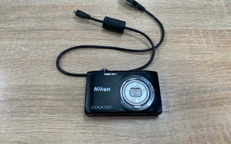 Фотоаппарат  NIKON COLLPIX A100