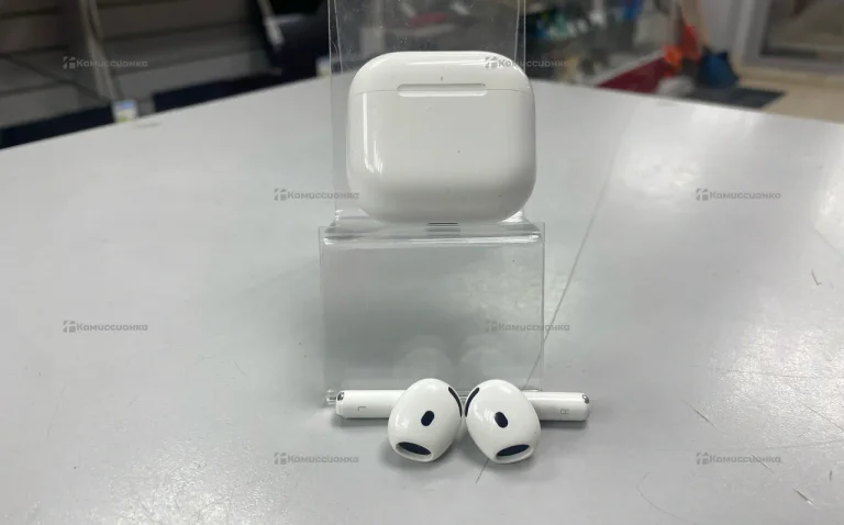Наушники  AirPods 4